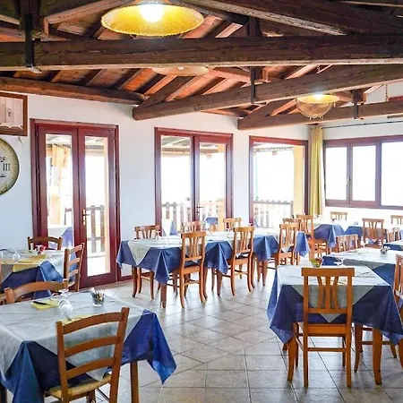 Bed and breakfast Maestrale 3*