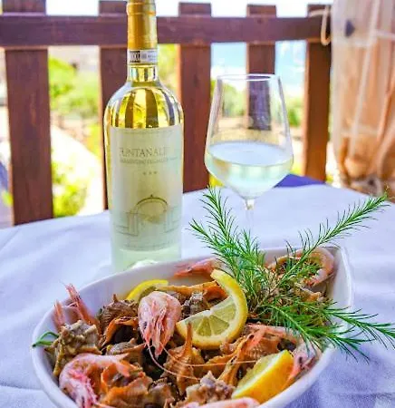 Bed and breakfast Maestrale 3*